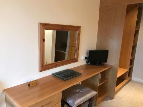 Imagen general del Hotel Conwy Valley. Foto 4