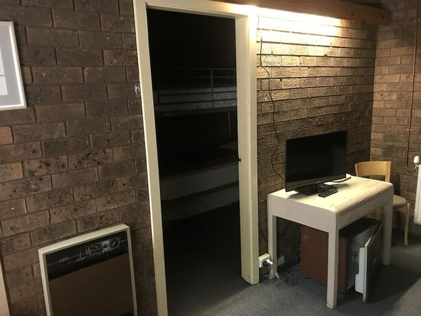 Imagen de la habitación del Hotel Cooba Holiday Motel. Foto 12