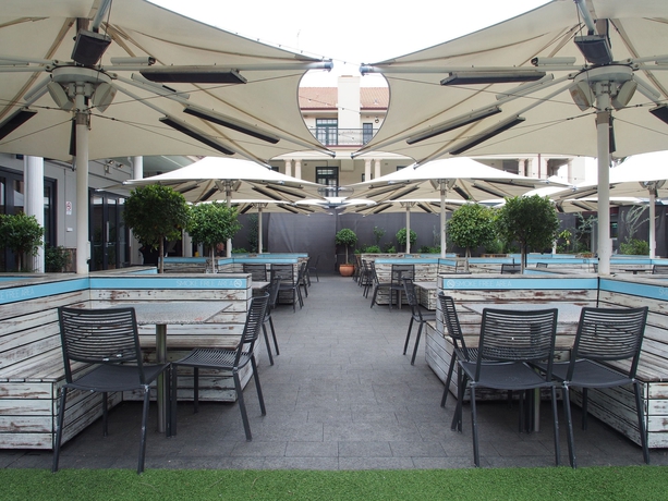 Imagen del bar/restaurante del Hotel Coogee Bay Boutique. Foto 8