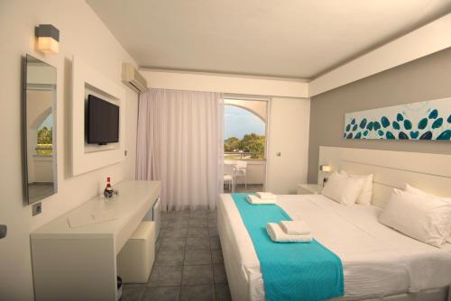 Imagen de la habitación del Hotel Cooks Club Tigaki. Foto 10