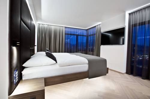 Imagen de la habitación del Hotel Cool Mama. Foto 2