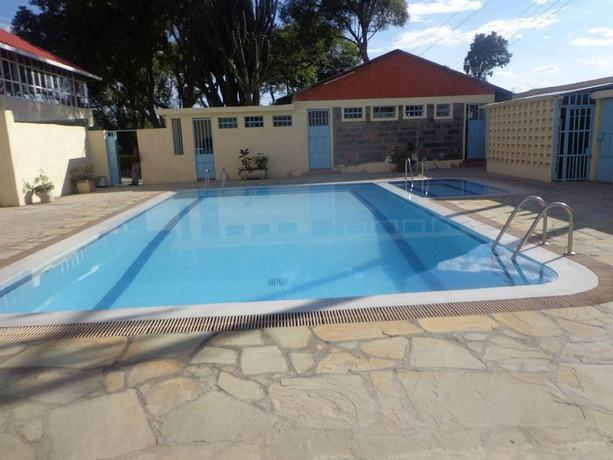 Imagen de la piscina del Hotel Cool Rivers. Foto 20