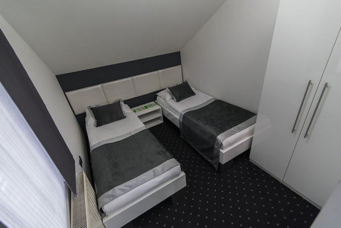 Imagen de la habitación del Hotel Cool Zagreb Airport. Foto 7