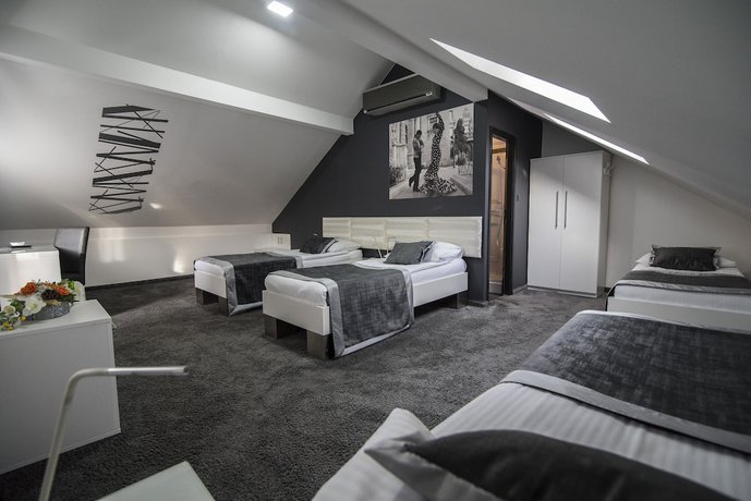 Imagen de la habitación del Hotel Cool Zagreb Airport. Foto 11