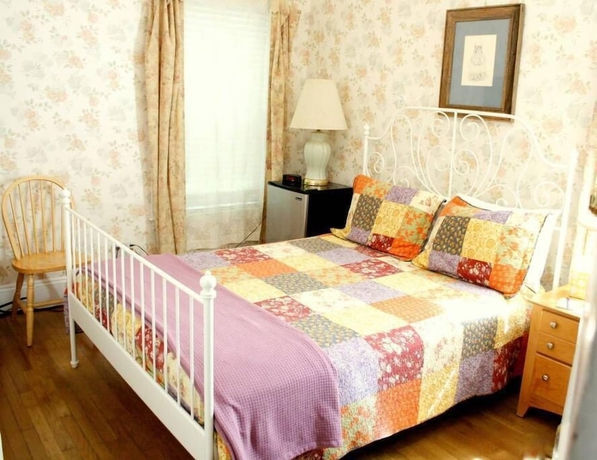 Imagen de la habitación del Hotel Coolidge Corner Guest House. Foto 5