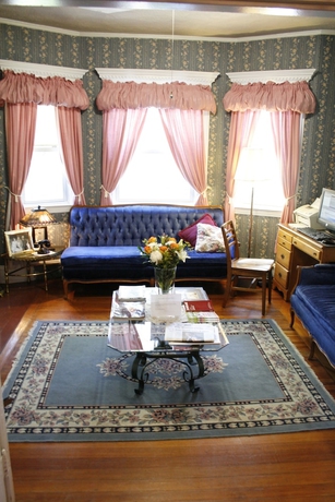 Imagen de los interiores del Hotel Coolidge Corner Guest House. Foto 15
