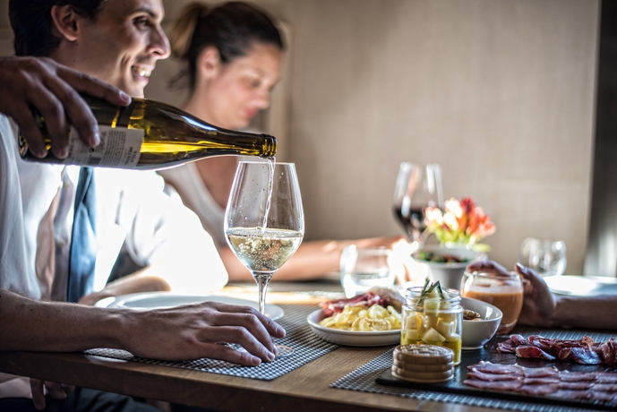 Imagen del bar/restaurante del Hotel Coolrooms Palacio Villapanés 5 Gl. Foto 3