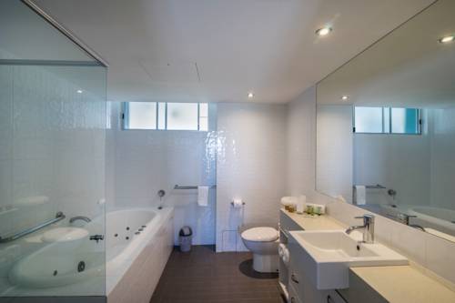 Imagen de la habitación del Hotel Coolum Seaside. Foto 4