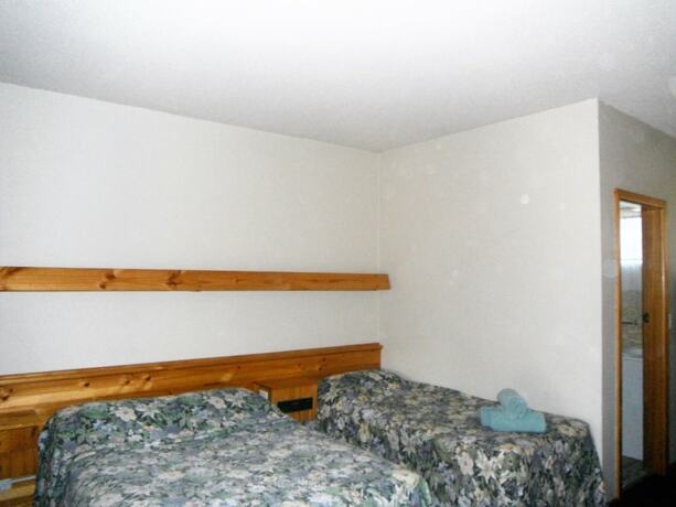 Imagen de la habitación del Hotel Cooma Country Club Motor Inn. Foto 13