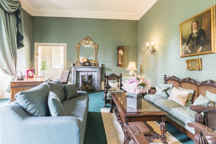 Imagen de la habitación del Hotel Coombe Abbey. Foto 3