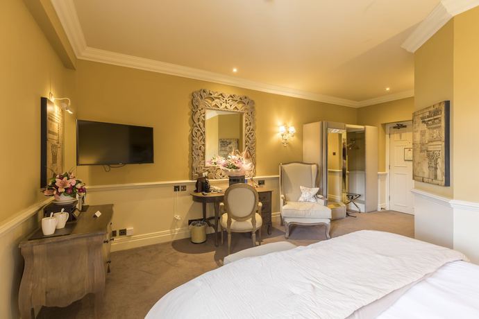 Imagen de la habitación del Hotel Coombe Abbey. Foto 12