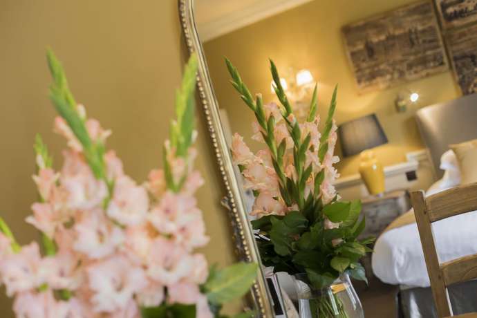 Imagen de la habitación del Hotel Coombe Abbey. Foto 16