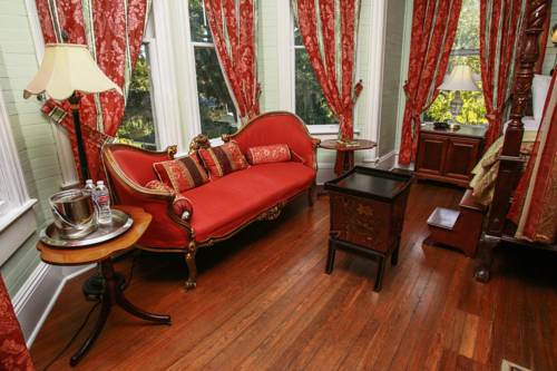 Imagen de la habitación del Hotel Coombs Inn and Suites. Foto 10