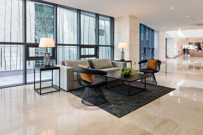 Imagen de los interiores del Hotel Co-op City Harborview. Foto 19