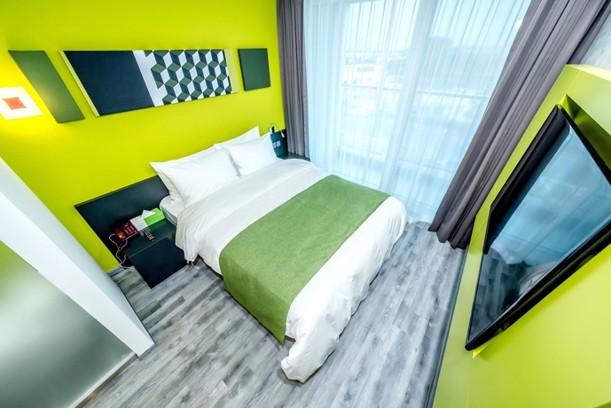 Imagen de la habitación del Hotel Co-op City Seongsan. Foto 14