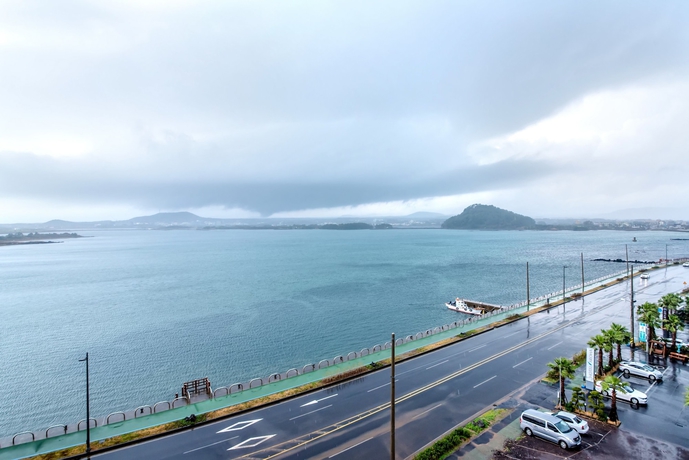 Imagen de la habitación del Hotel Co-op City Seongsan. Foto 15