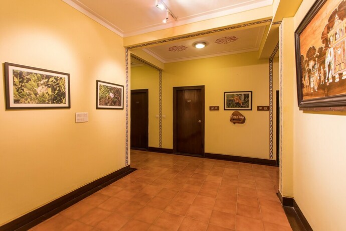 Imagen de los interiores del Hotel Coorg International. Foto 33