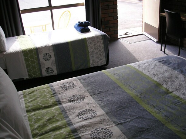 Imagen de la habitación del Hotel Coorrabin Motor Inn. Foto 26