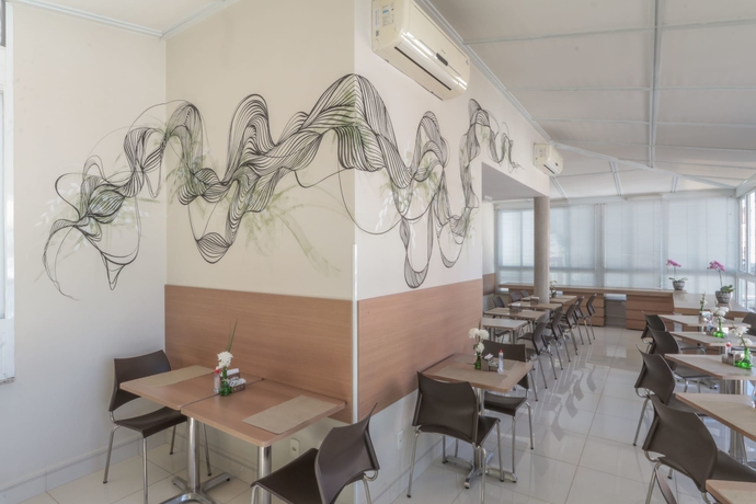 Imagen del bar/restaurante del Hotel Copacabana, Piracicaba. Foto 9