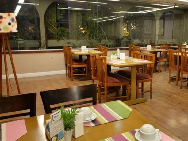 Imagen general del Hotel Copacabana Suites By Atlantica Hotels. Foto 7