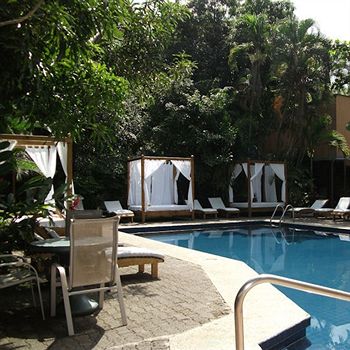 Imagen de la piscina del Hotel Copacabana and Suites - Adults Only. Foto 16