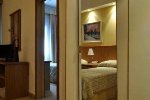 Imagen de la habitación del Hotel Copahue. Foto 10