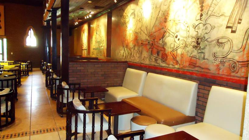 Imagen de los interiores del Hotel Copantl and Convention Center. Foto 13