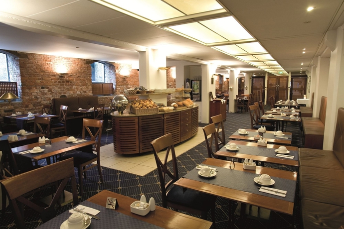 Imagen del bar/restaurante del Hotel Copenhagen Strand. Foto 3