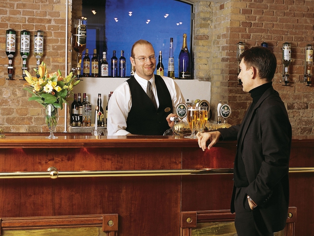 Imagen del bar/restaurante del Hotel Copenhagen Strand. Foto 4