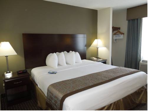 Imagen de la habitación del Hotel Copley Inn and Suites, Copley - Akron OYO. Foto 7