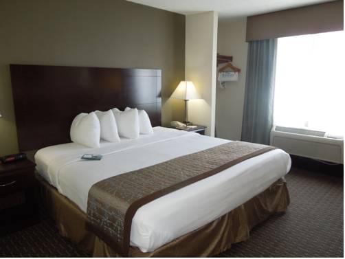 Imagen de la habitación del Hotel Copley Inn and Suites, Copley - Akron OYO. Foto 10