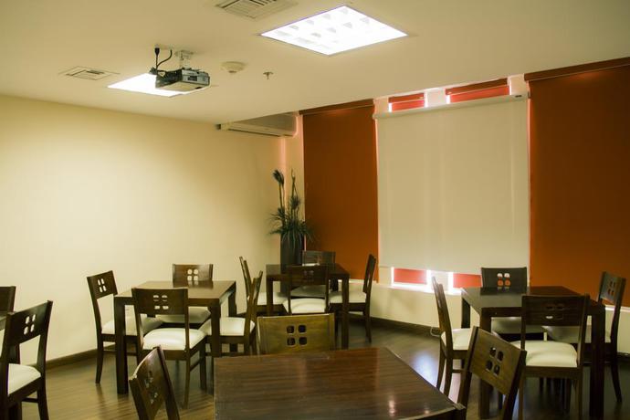 Imagen del bar/restaurante del Hotel Copper Canyon Boutique. Foto 2