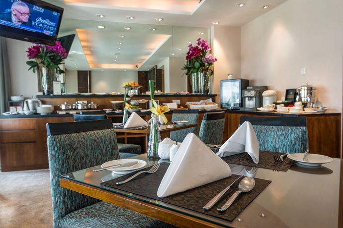 Imagen de los interiores del Hotel Copthorne King's Hotel Singapore. Foto 13