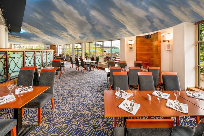 Imagen del bar/restaurante del Hotel Copthorne Merry Hill Dudley. Foto 2