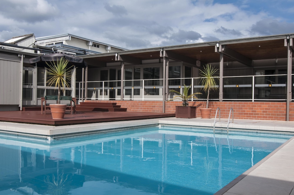 Imagen de la piscina del Hotel Copthorne Rotorua. Foto 19