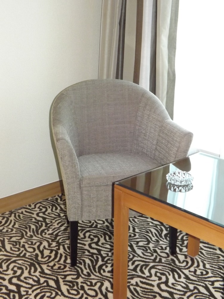 Imagen de la habitación del Hotel Copthorne Sharjah. Foto 6