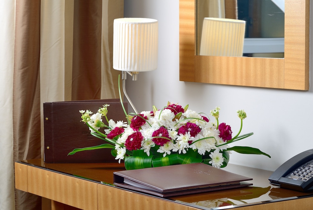 Imagen de la habitación del Hotel Copthorne Sharjah. Foto 7