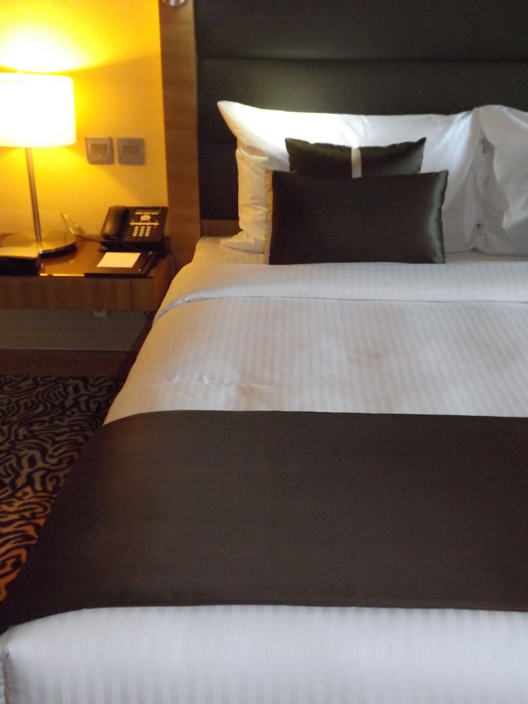 Imagen de la habitación del Hotel Copthorne Sharjah. Foto 10