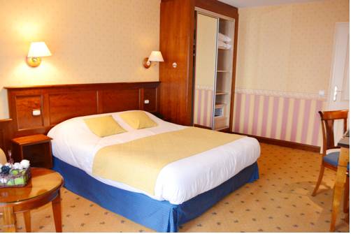 Imagen de la habitación del Hotel Coq. Foto 9