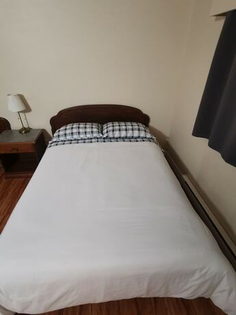 Imagen de la habitación del Hotel Coquihalla Motel. Foto 15