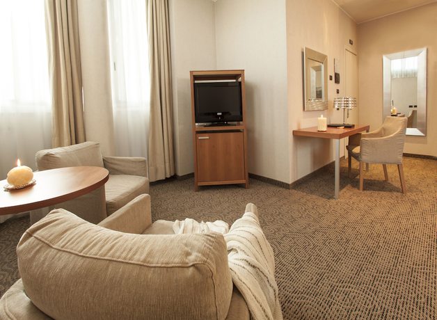 Imagen de la habitación del Hotel Cora, Carate Brianza. Foto 8