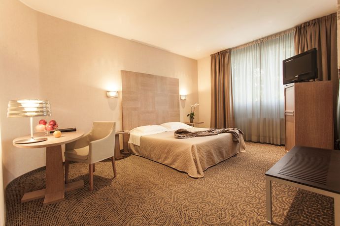 Imagen de la habitación del Hotel Cora, Carate Brianza. Foto 12