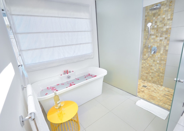 Imagen de la habitación del Hotel Corail Bleu Private Pool and Garden Villas By Lov. Foto 12