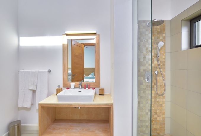 Imagen de la habitación del Hotel Corail Bleu Private Pool and Garden Villas By Lov. Foto 13