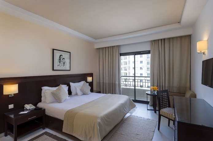 Imagen de la habitación del Hotel Corail Suites. Foto 2