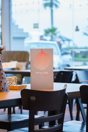 Imagen de los interiores del Hotel Coral Athens. Foto 14