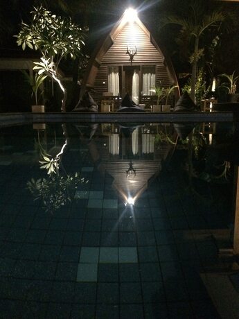 Imagen general del Hotel Coral Beach 2 Bungalow. Foto 10