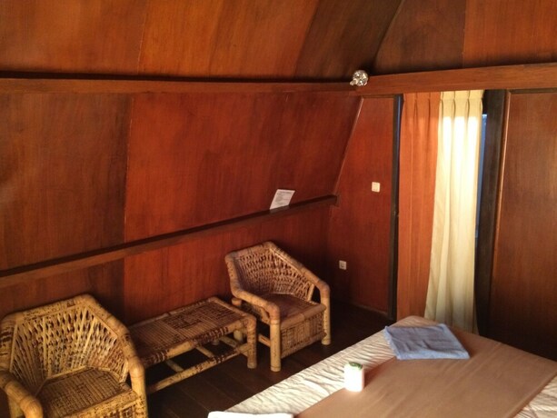 Imagen de la habitación del Hotel Coral Beach 2 Bungalow. Foto 18