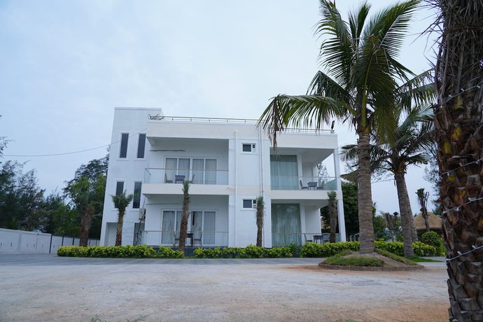 Imagen de la habitación del Hotel Coral Beach Resort. Foto 6