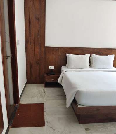 Imagen de la habitación del Hotel Coral Beach Resort. Foto 13